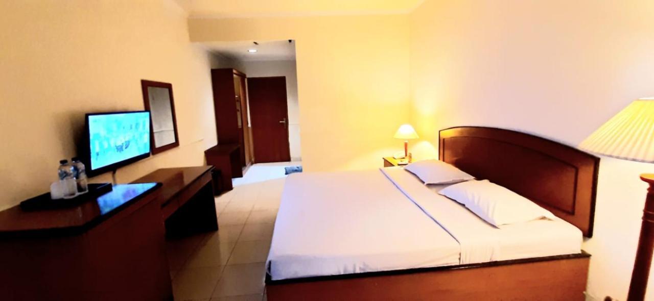 Hotel Alexander 2*