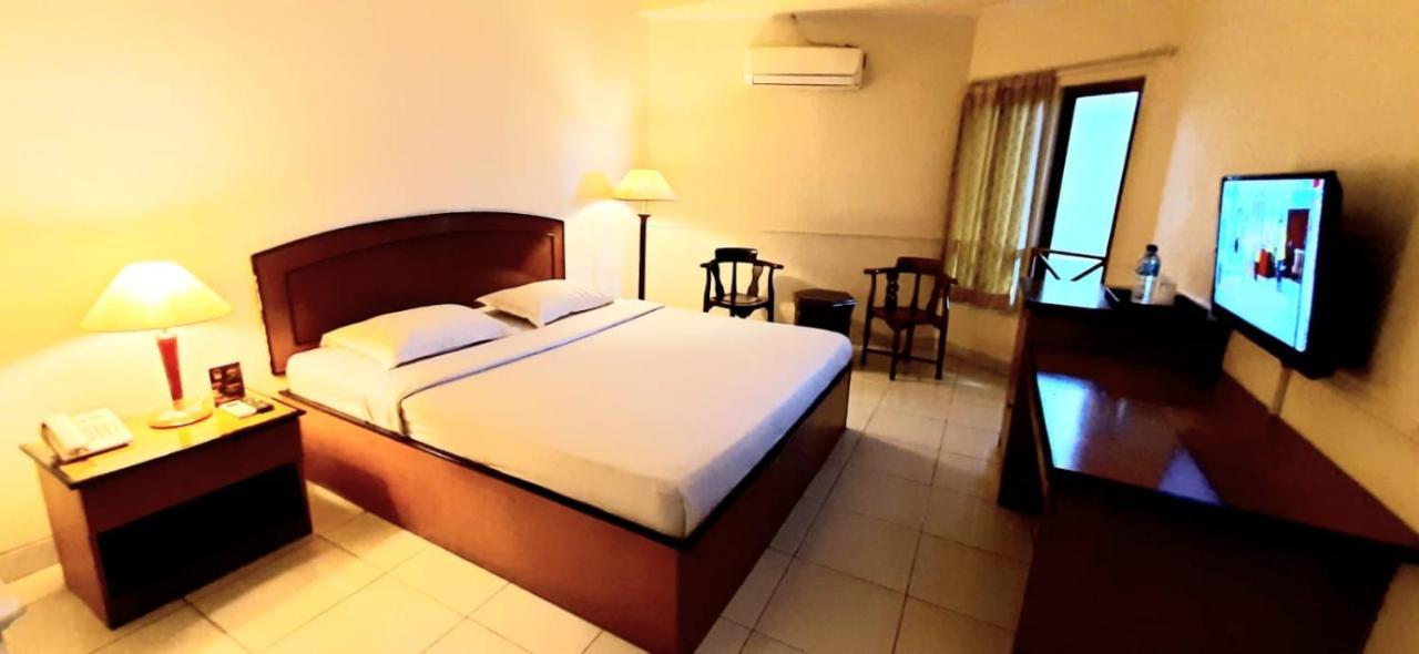 Alexander Hotel Tegal (Central Java)